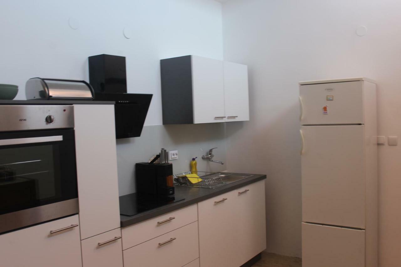 Koralj Apartment *